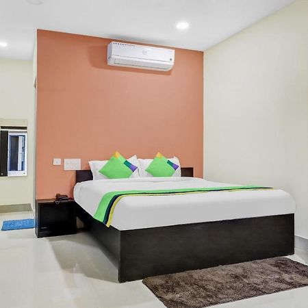 Treebo Hotel Mobi Vip Airport Guwahati Luaran gambar